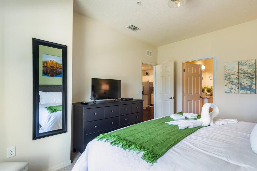 Super Comfy And Spacious 3 Bedroom 10 Minutes From Disney, With Major Shopping 4 Minutes Away Kissimmee Ngoại thất bức ảnh