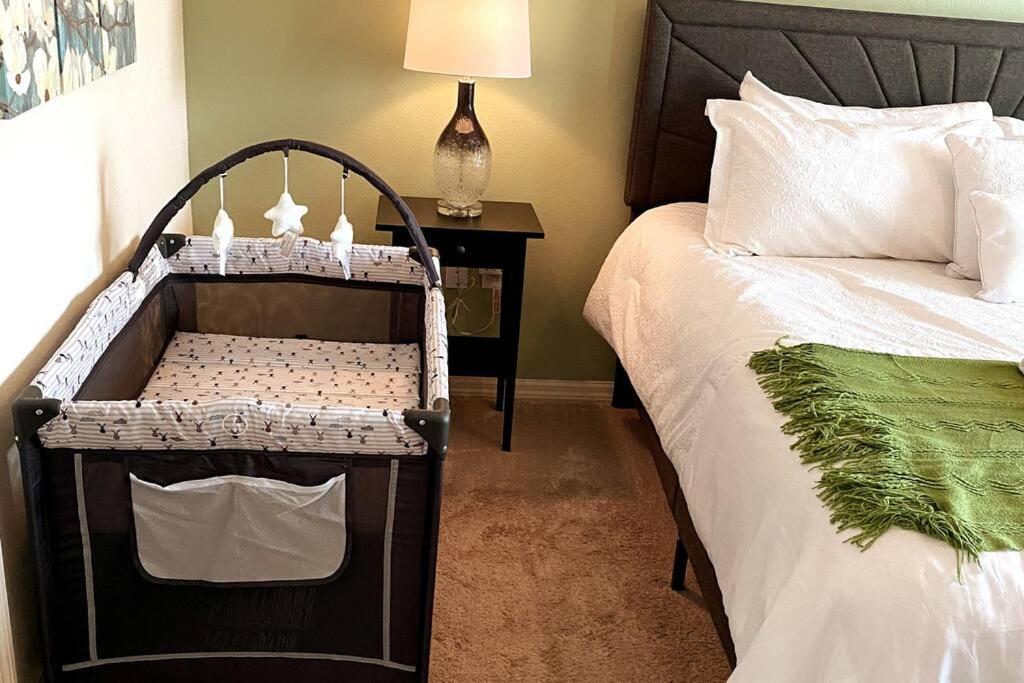 Super Comfy And Spacious 3 Bedroom 10 Minutes From Disney, With Major Shopping 4 Minutes Away Kissimmee Ngoại thất bức ảnh