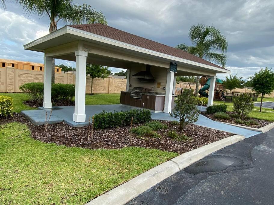 Super Comfy And Spacious 3 Bedroom 10 Minutes From Disney, With Major Shopping 4 Minutes Away Kissimmee Ngoại thất bức ảnh