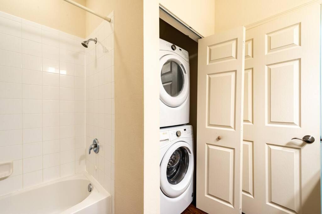 Super Comfy And Spacious 3 Bedroom 10 Minutes From Disney, With Major Shopping 4 Minutes Away Kissimmee Ngoại thất bức ảnh