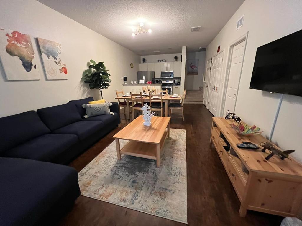 Super Comfy And Spacious 3 Bedroom 10 Minutes From Disney, With Major Shopping 4 Minutes Away Kissimmee Ngoại thất bức ảnh